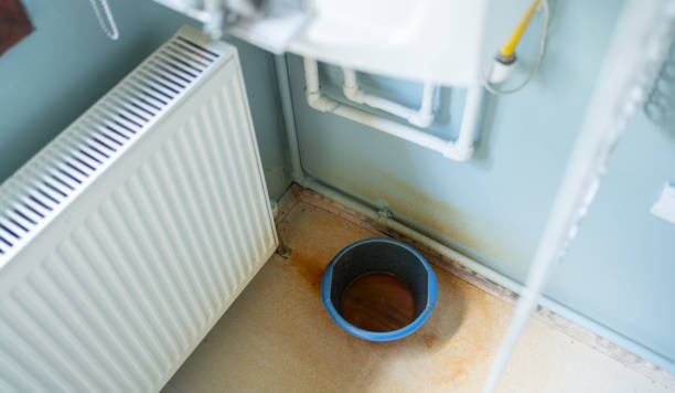 Best Residential water damage restoration  in Cutler, CA